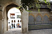 Marokko, Tanger Region Tetouan, Tanger, zelliger Brunnen in der Nähe eines östlichen Tors der Kasbah