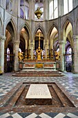 Frankreich, Calvados, Caen, die Abbaye aux Hommes (Männerabtei), die Kirche Saint-Etienne, das Grabmal von Wilhelm dem Eroberer vor dem Hochaltar