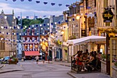 France, Morbihan, Josselin, terraces of the rue Olivier de Clisson on a summer evening