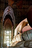 Myanmar (Burma), Region Mandalay, buddhistische archäologische Stätte von Bagan, von der UNESCO zum Weltkulturerbe erklärt, Gubyauknge-Tempel, Buddha-Statue