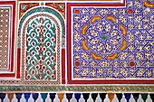 Marokko, Hoher Atlas, Marrakesch, Reichsstadt, Medina, von der UNESCO zum Weltkulturerbe erklärt, Bahia-Palast, geschnitzter Stuck und Zellige