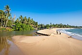 Sri Lanka, Südprovinz, Tangalle, Strand in der Nähe des Fischereihafens