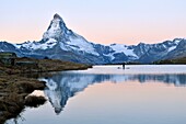 Switzerland, canton of Valais, Zermatt, the Matterhorn (4478m) from Lake Stellisee