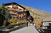 Schweiz, Kanton Wallis, Zermatt, Bahnhof Zermatt am Fuße des Matterhorns