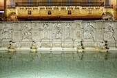 Italien, Toskana, Siena, historisches Zentrum, von der UNESCO zum Weltkulturerbe erklärt, Gaia-Brunnen auf der Piazza del Campo