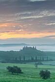 Italien, Toskana, Bezirk Siena, Orcia-Tal, von der UNESCO zum Weltkulturerbe erklärt, Podere Belvedere bei San Quirico d'Orcia