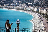 Frankreich, Alpes Maritimes, Nizza, von der UNESCO zum Weltkulturerbe erklärt, die Baie des Anges und die Promenade des Anglais vom Colline du Château aus
