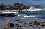 Vereinigtes Königreich, Nordirland, Ulster, Grafschaft Antrim, Hafen von Ballintoy