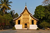 Laos, Luang Prabang, Vat Xieng Thong, monastery of the golden city