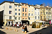 France, Bouches du Rhone, Aix en Provence, forum des Cardeurs