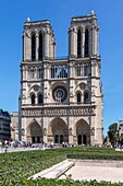 France, Paris, area listed as World heritage by UNESCO, Notre-Dame de Paris and its square