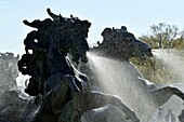 Frankreich, Gironde, Bordeaux, zum Weltkulturerbe gehörendes Gebiet, Stadtteil Quinconces, Quinconces-Platz und das Denkmal der Girondins