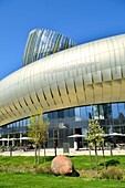 Frankreich, Gironde, Bordeaux, von der UNESCO zum Weltkulturerbe erklärtes Gebiet, die Stadt des Weins, entworfen von den Architekten des Büros XTU und dem englischen Bühnenbildbüro Casson Mann Limited