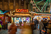 View of Coffee stall at Christmas Market and St. Georges Hall, Liverpool City Centre, Liverpool, Merseyside, England, United Kingdom, Europe