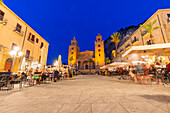 Kathedrale von Cefalu, römisch-katholische Basilika, normannischer Baustil, UNESCO-Welterbe, Provinz Palermo, Sizilien, Italien, Mittelmeer, Europa