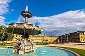 Schlossplatz Stuttgart (Palace Square), New Palace, Fountain, Stuttgart, Baden-Wurttemberg state, Germany, Europe