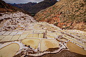 Salzminen von Maras (Salineras de Maras), Peru, Südamerika