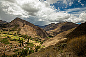 Pisaq aus der Ferne, Heiliges Tal, Peru, Südamerika