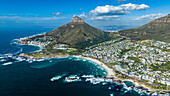 Luftaufnahme von den Zwölf Aposteln und Camps Bay, Kapstadt, Südafrika, Afrika