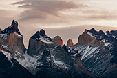 Die Granittürme der Cuernos del Paine. Ultima Esperanza, Chile
