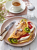 Sweet omelette with ricotta and kiwi
