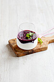 Blueberry yoghurt with mint