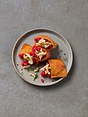 Beetroot tartare in crispy dumplings