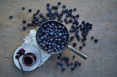 Blaubeeren und Blaubeermarmelade