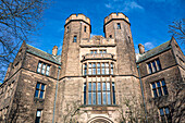 Osborn Memorial Laboratories, Ansicht aus niedrigem Winkel, Yale-Universität, New Haven, Connecticut, USA