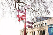 Campus direction arrows, Harvard Law School, Harvard University, Cambridge, Massachusetts, USA