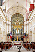 Frankreich. Paris. 7. Bezirk. Les Invalides. Armeemuseum. Kathedrale Saint-Louis. Der Altar.