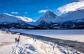 Norwegen,Stadt Tromso,zugefrorener Fjord