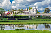 Frankreich,Nouvelle Aquitaine,Medoc,Château Lafite-Rotschild,1. "Grand Cru" der AOC Pauillac (kontrollierte Herkunftsbezeichnung)