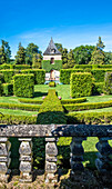 France,Perigord Noir,Dordogne,Jardins du Manoir d'Eyrignac (Historical Monument),vegetal sculpture