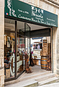 France,Gironde,Saint Emilion,(UNESCO World Heritage Site),"Tapon" wine shop