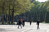 Frankreich,Nantes,44,Cours des 50 Otages,Radfahrer und Fußgänger