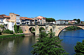 France,Nouvelle Aquitaine,Lot et Garonne department (47),Villeneuve sur Lot,old bridge and Lot river