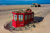 Frankreich,Manche,Cotentin. Straßenkunst am Blockhaus. Strand von Biville