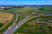 Frankreich,Hauts de France,Pas de Calais. Calais. Autobahn A16 zwischen Calais und Marck en Calaisis