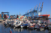 Chile,Valparaiso,Hafen,Schiffe,Boote,Kräne,Container,