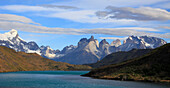 Chile,Magallanes,Torres del Paine,national park,Paine Grande,Cuernos del Paine,Rio Paine,