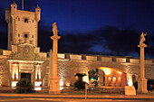 Spain,Andalusia,Cadiz,Plaza de la Constitucion,Puerta de Tierra