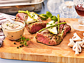 Fillet of beef with asparagus and cheese sauce