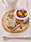 Yoghurt with honey, nuts and fresh fruit