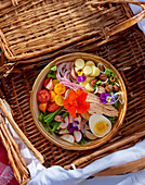 Salade Niçoise with herbs