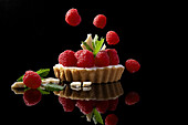 White chocolate tartelette with raspberries