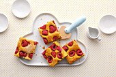 Raspberry blondies