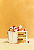 Peach and raspberry Bellini cake