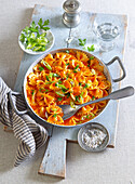 Farfalle mit Tomaten-Sahne-Sauce