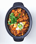 Vegetarian curry with chickpeas and vegetables